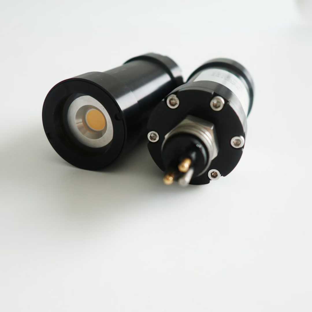 HYSF UW-LIGHT-3000LM Custom Underwater Fill Light (3000 Lumens, 300m Depth Rated)