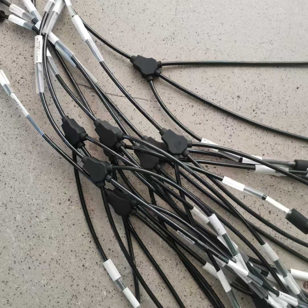 HYSF BRANCH-1TO3 Custom 1-to-3 Split Watertight Cable Assembly (PU Y-Split)