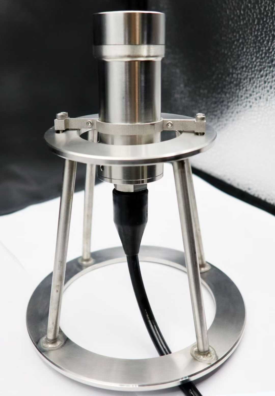 HYSF UW-LIGHT-LED-316L Custom Underwater LED Light (316L SS Housing, Waterproof Penetrator)