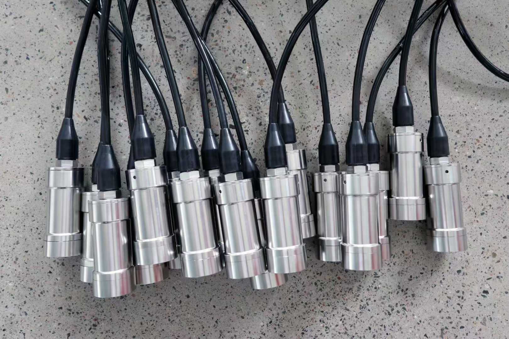 HYSF UW-LIGHT-LED-316L Custom Underwater LED Light (316L SS Housing, Waterproof Penetrator)